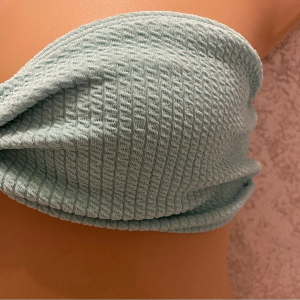 SHEIN Seafoam Textured Bandeau Bikini Top